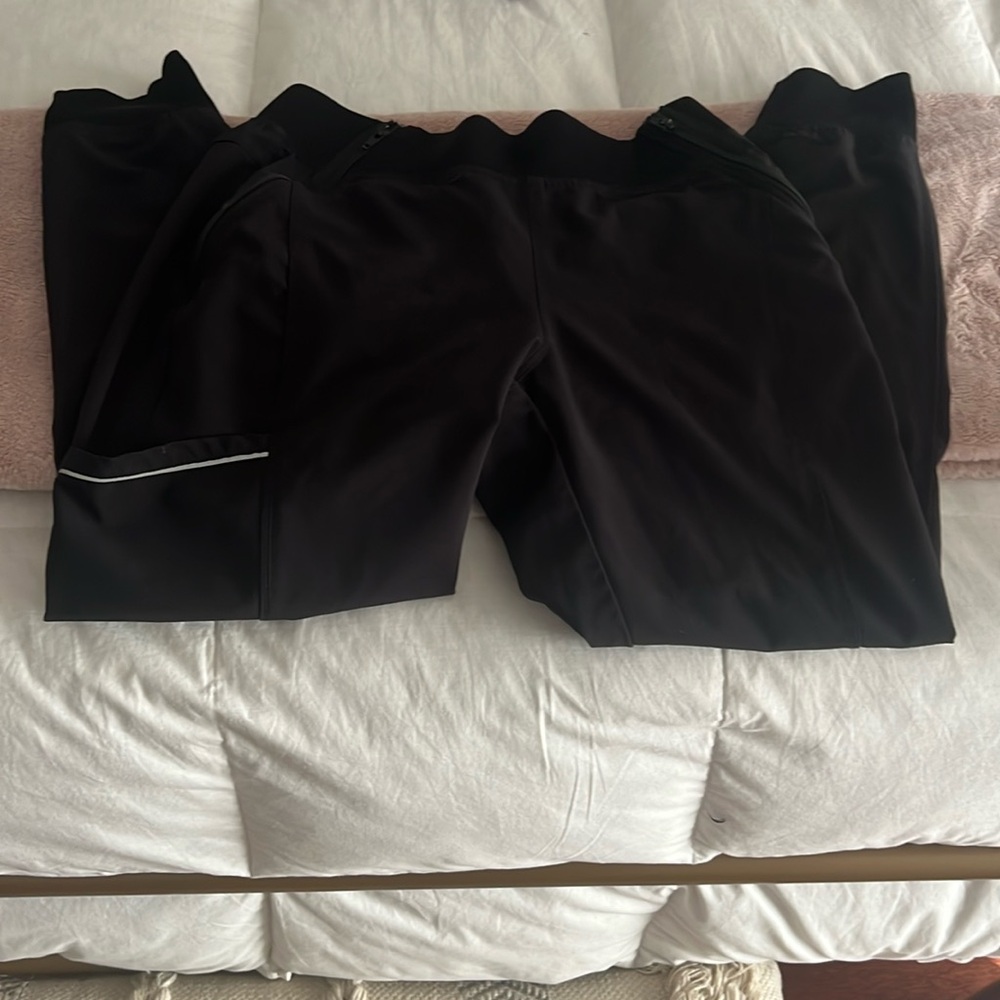 Scrub joggers